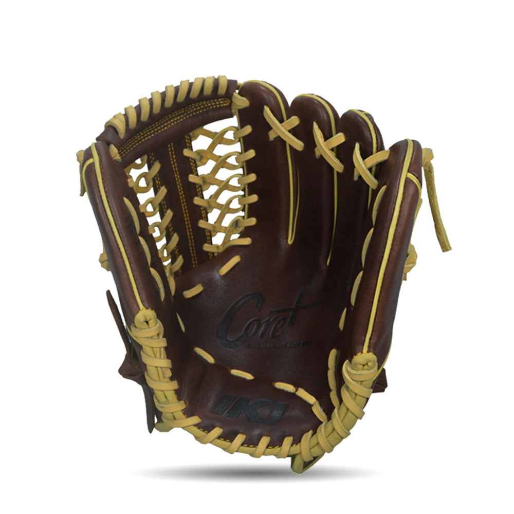 Pitcher's 11.75 A2000 Baseball Glove